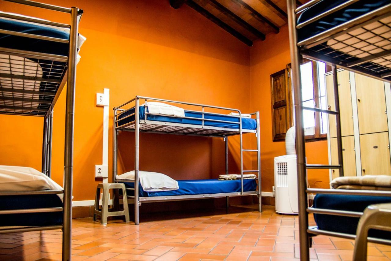 Hostel Santa Monaca Флоренция Экстерьер фото